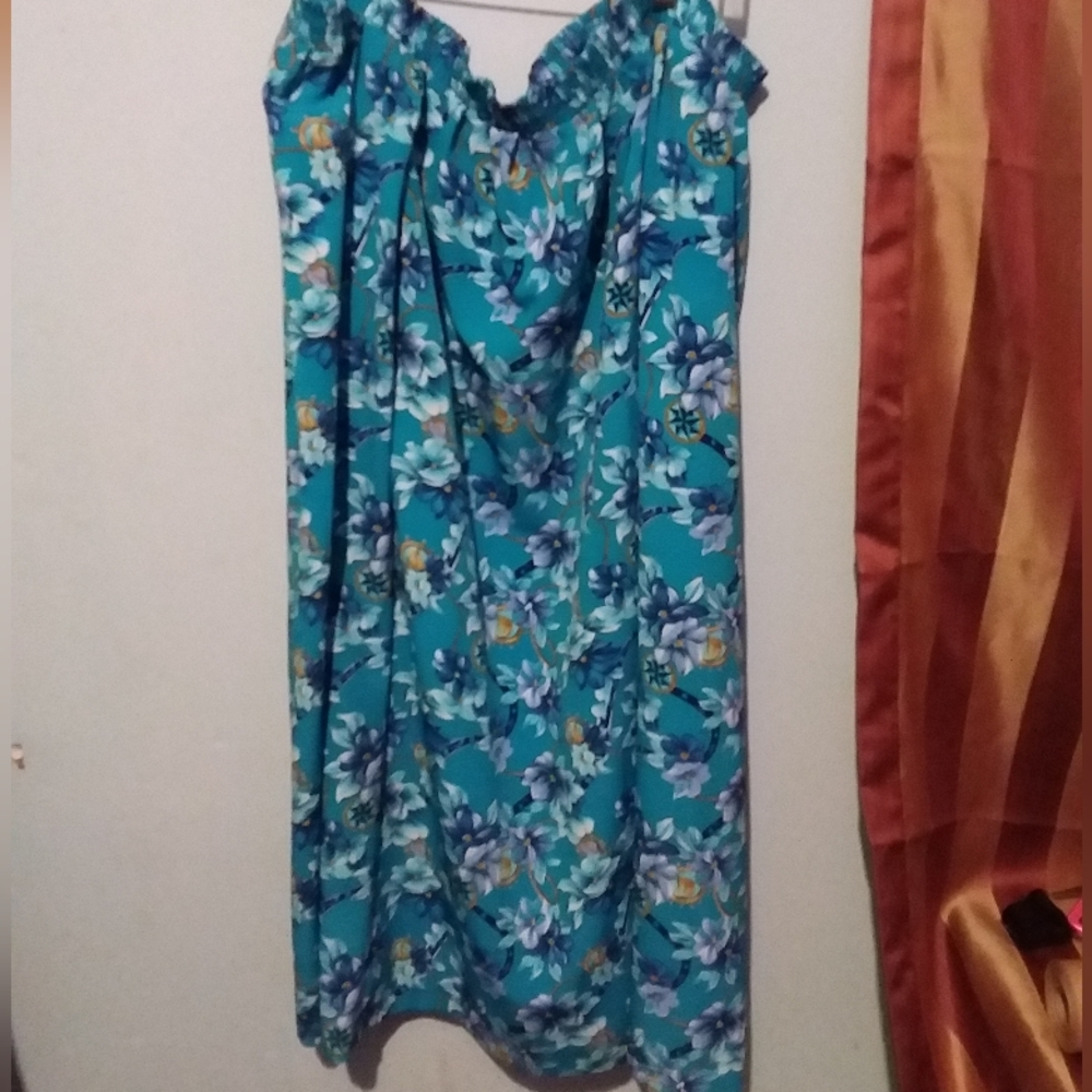 KORET 2 pc plus size floral Skirt & Shirt - Picture 3 of 8